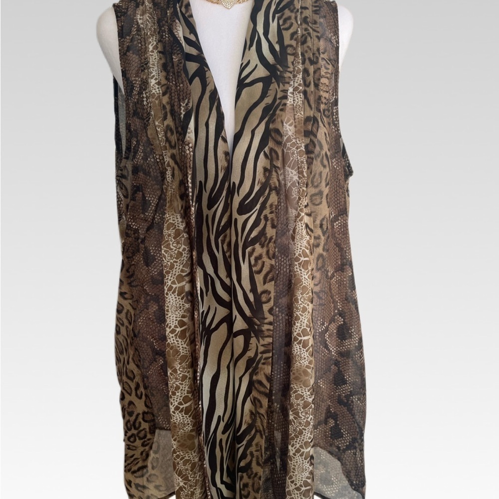 Susan Graver Animal Print tunic in Brown and Black size XL